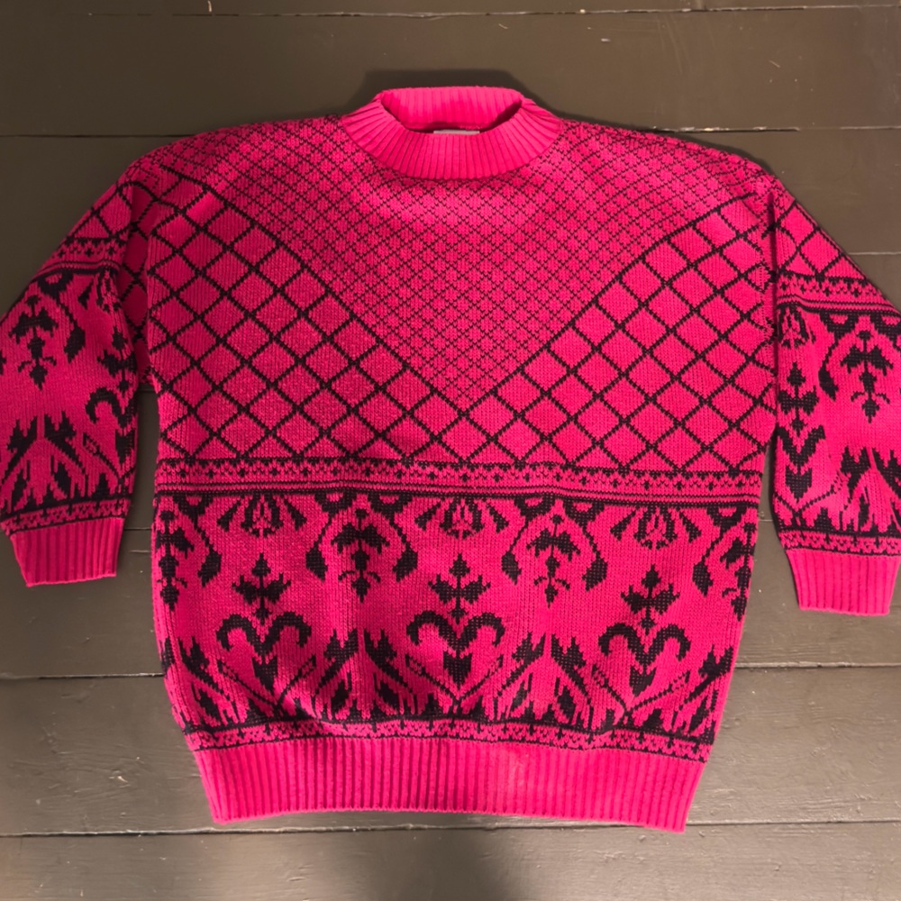 Classic Essentials Hot Pink/Black Patterned Women's Sweater Sz L Vintage‎